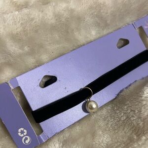 Claire's Black Velvet Choker with Pearl Charm